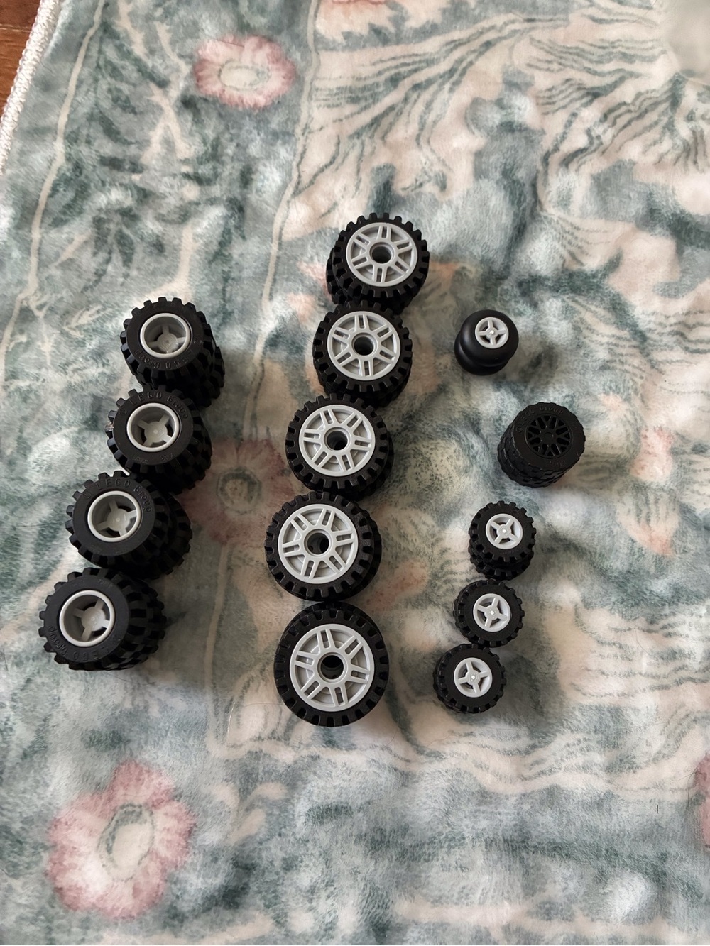Gray and Black Assorted Toy Wheel Pack for Kids Building Sets